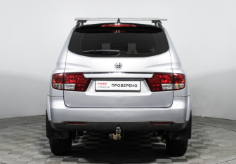 Подержанный автомобиль SsangYong Kyron 2014 года (6 фото)