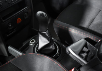 Подержанный автомобиль Renault Megane Sedan 2007 года (11 фото)