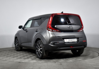 Подержанный автомобиль Kia Soul 2020 года (7 фото)