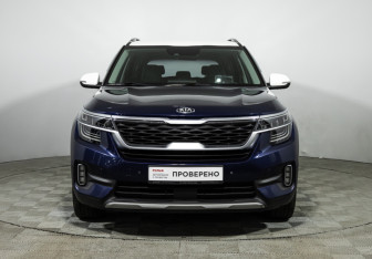 Подержанный автомобиль Kia Seltos 2020 года (2 фото)