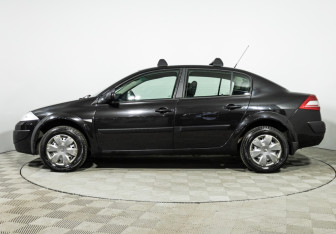 Подержанный автомобиль Renault Megane Sedan 2008 года (8 фото)