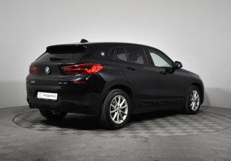 Подержанный автомобиль BMW X2 2019 года (5 фото)