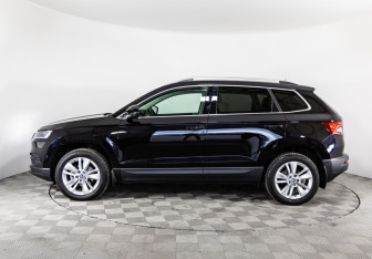 Подержанный автомобиль Skoda Karoq 2021 года (8 фото)