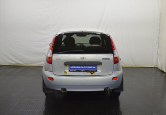 Подержанный автомобиль LADA (ВАЗ) Kalina Hatchback 2010 года (7 фото)