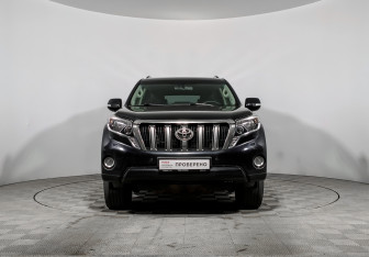 Подержанный автомобиль Toyota Land Cruiser Prado 2015 года (2 фото)