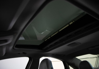 Подержанный автомобиль Volvo S40 2006 года (18 фото)
