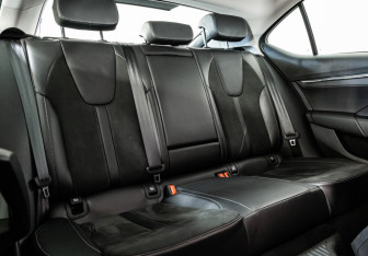 Подержанный автомобиль Skoda Octavia Liftback 2021 года (26 фото)