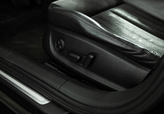 Подержанный автомобиль Audi A6 Sedan 2013 года (16 фото)