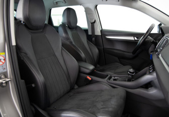 Подержанный автомобиль Skoda Karoq 2020 года (13 фото)