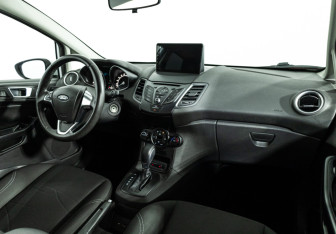 Подержанный автомобиль Ford Fiesta Hatchback 2016 года (9 фото)