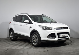 Подержанный автомобиль Ford Kuga 2013 года (3 фото)