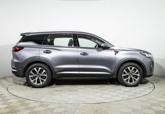 Подержанный автомобиль Chery Tiggo 7 Pro Max 2023 года (4 фото)