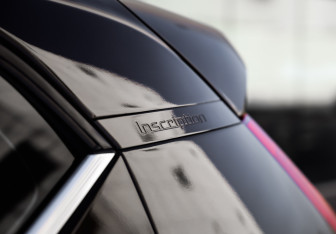 Подержанный автомобиль Volvo XC40 2019 года (10 фото)