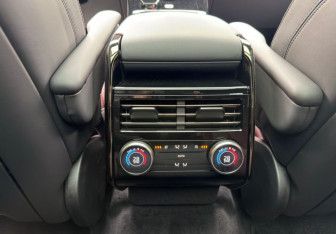 Новый Land Rover Range Rover Sport 2025 (11 фото)