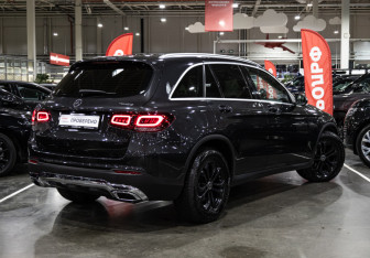Подержанный автомобиль Mercedes-Benz GLC Coupe 2020 года (7 фото)