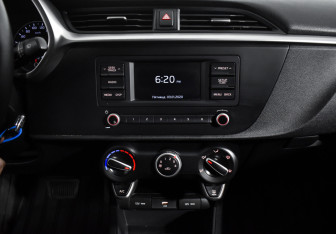 Подержанный автомобиль Kia Rio Sedan 2020 года (16 фото)