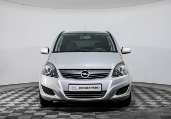 Подержанный автомобиль Opel Zafira Compactvan 2012 года (2 фото)