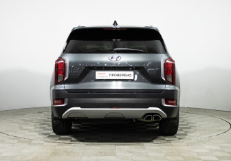 Подержанный автомобиль Hyundai Palisade 2021 года (6 фото)