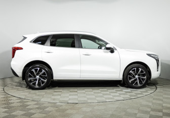 Подержанный автомобиль Haval Jolion 2023 года (4 фото)