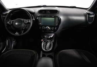 Подержанный автомобиль Kia Soul 2015 года (15 фото)