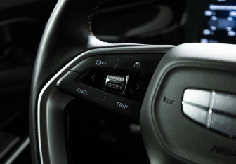 Подержанный автомобиль Geely Preface 2024 года (20 фото)