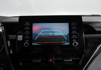 Подержанный автомобиль Toyota Camry Sedan 2021 года (17 фото)
