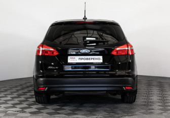 Подержанный автомобиль Ford Focus Wagon 2016 года (6 фото)