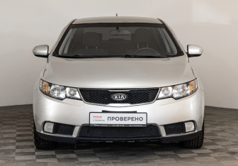Подержанный автомобиль Kia Cerato Sedan 2009 года (2 фото)