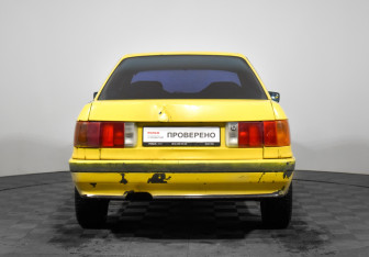 Подержанный автомобиль Audi 80 Sedan 1987 года (6 фото)