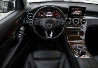 Подержанный автомобиль Mercedes-Benz GLC Coupe 2016 года (14 фото)