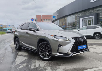 Подержанный автомобиль Lexus RX 2018 года (3 фото)
