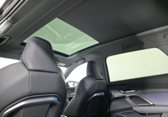 Подержанный автомобиль Audi Q5 2025 года (13 фото)