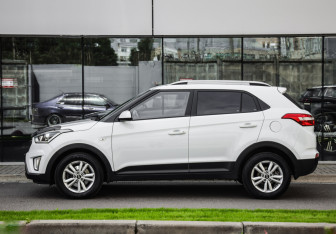 Подержанный автомобиль Hyundai Creta 2019 года (9 фото)