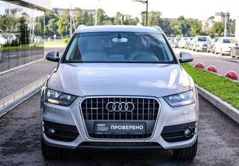 Подержанный автомобиль Audi Q3 2013 года (3 фото)