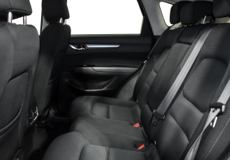 Подержанный автомобиль Mazda CX-5 2017 года (12 фото)