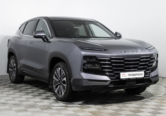 Подержанный автомобиль Jetour Dashing 2023 года (3 фото)