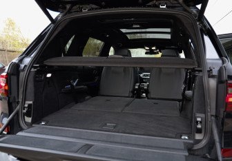 Подержанный автомобиль BMW X7 2019 года (36 фото)