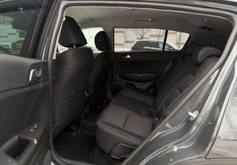 Подержанный автомобиль Kia Sportage 2019 года (12 фото)