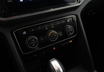 Подержанный автомобиль Volkswagen Atlas 2019 года (16 фото)
