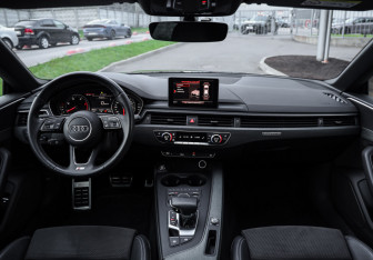 Подержанный автомобиль Audi A5 Liftback 2019 года (14 фото)