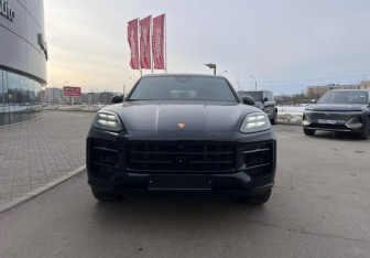 Новый Porsche Cayenne 2025 (2 фото)