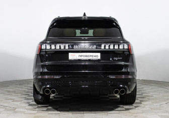 Подержанный автомобиль Lynk&Co 09 2023 года (6 фото)