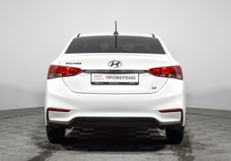 Подержанный автомобиль Hyundai Solaris Sedan 2018 года (6 фото)