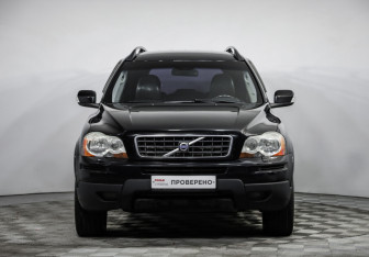 Подержанный автомобиль Volvo XC90 2007 года (2 фото)