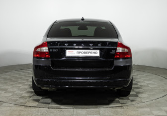 Подержанный автомобиль Volvo S80 2008 года (6 фото)