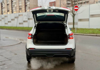 Подержанный автомобиль Nissan Qashqai 2019 года (7 фото)