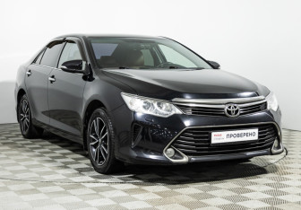 Подержанный автомобиль Toyota Camry Sedan 2016 года (3 фото)