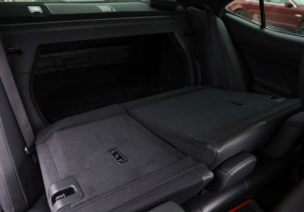 Подержанный автомобиль Lexus IS Sedan 2014 года (31 фото)