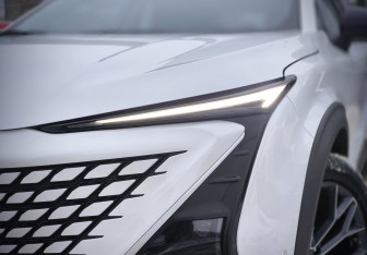 Подержанный автомобиль Changan UNI-T 2023 года (16 фото)