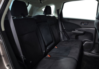 Подержанный автомобиль Honda CR-V 2013 года (11 фото)